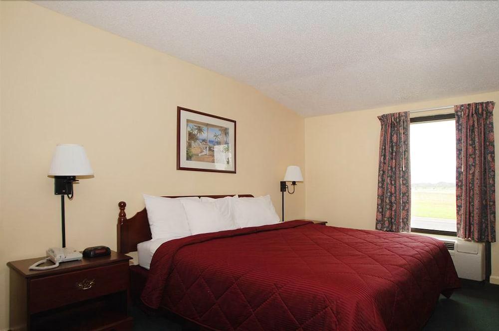 Marion Quality Inn Mullins מראה חיצוני תמונה