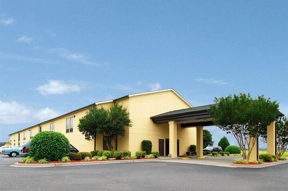 Marion Quality Inn Mullins מראה חיצוני תמונה