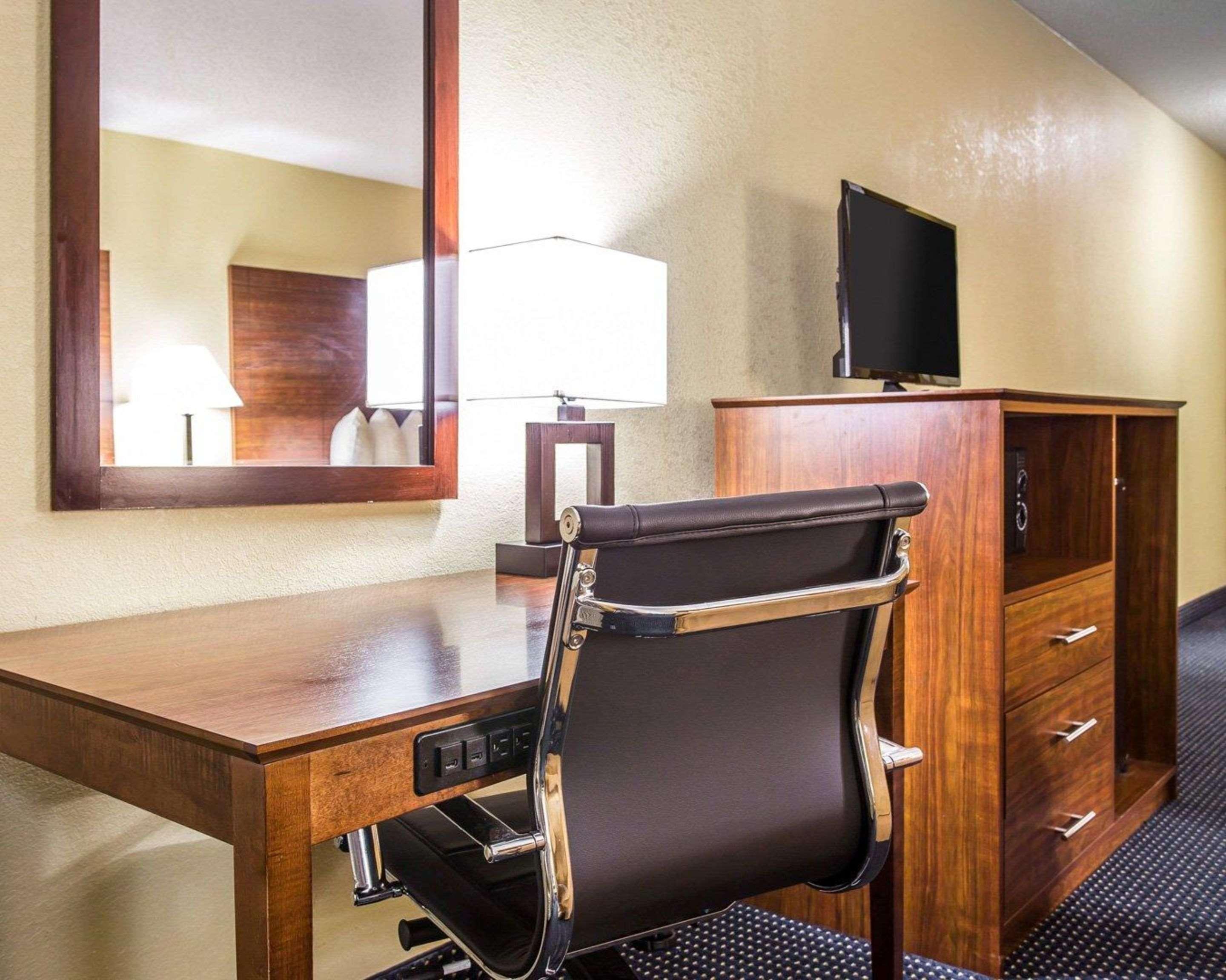 Marion Quality Inn Mullins מראה חיצוני תמונה