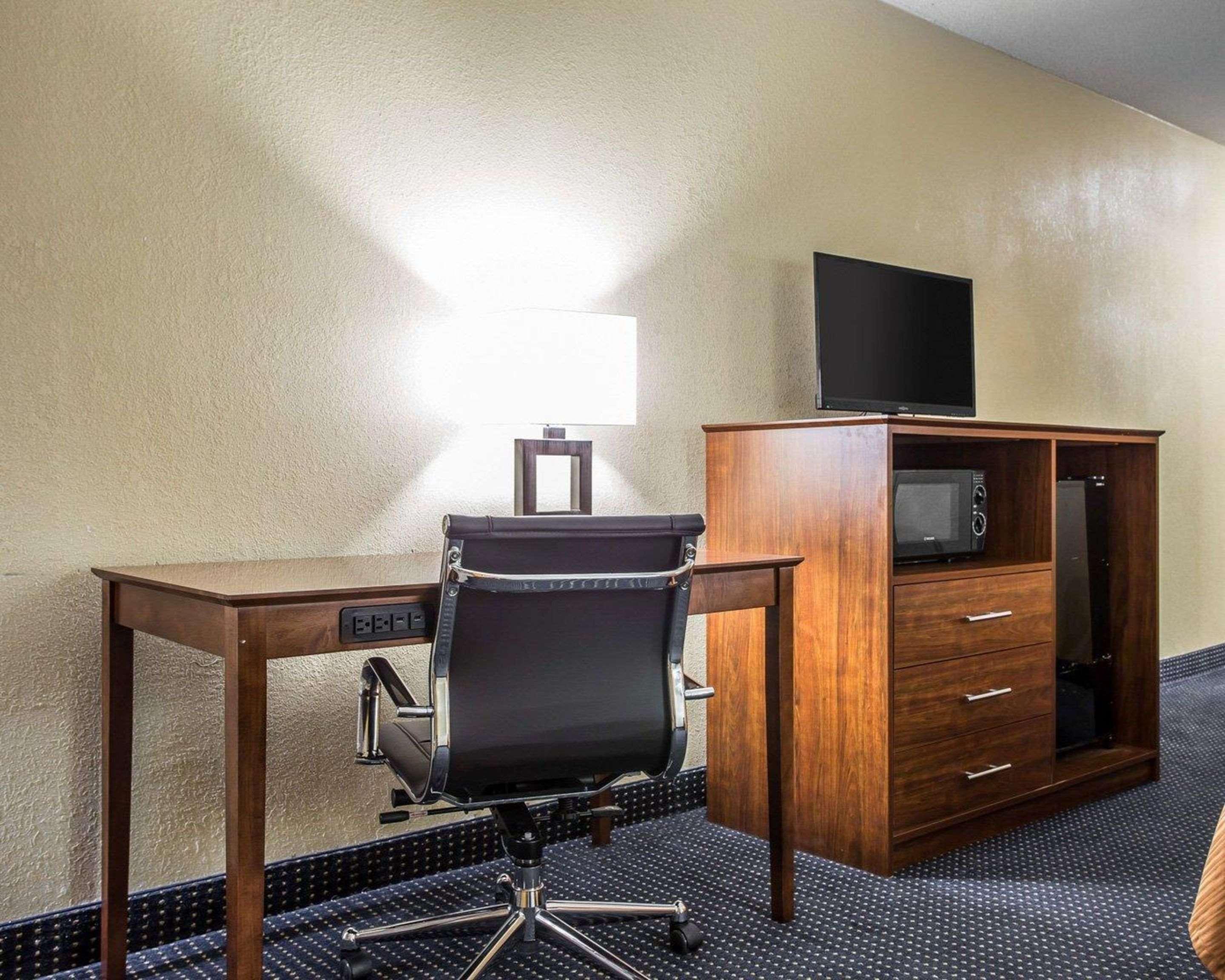 Marion Quality Inn Mullins מראה חיצוני תמונה