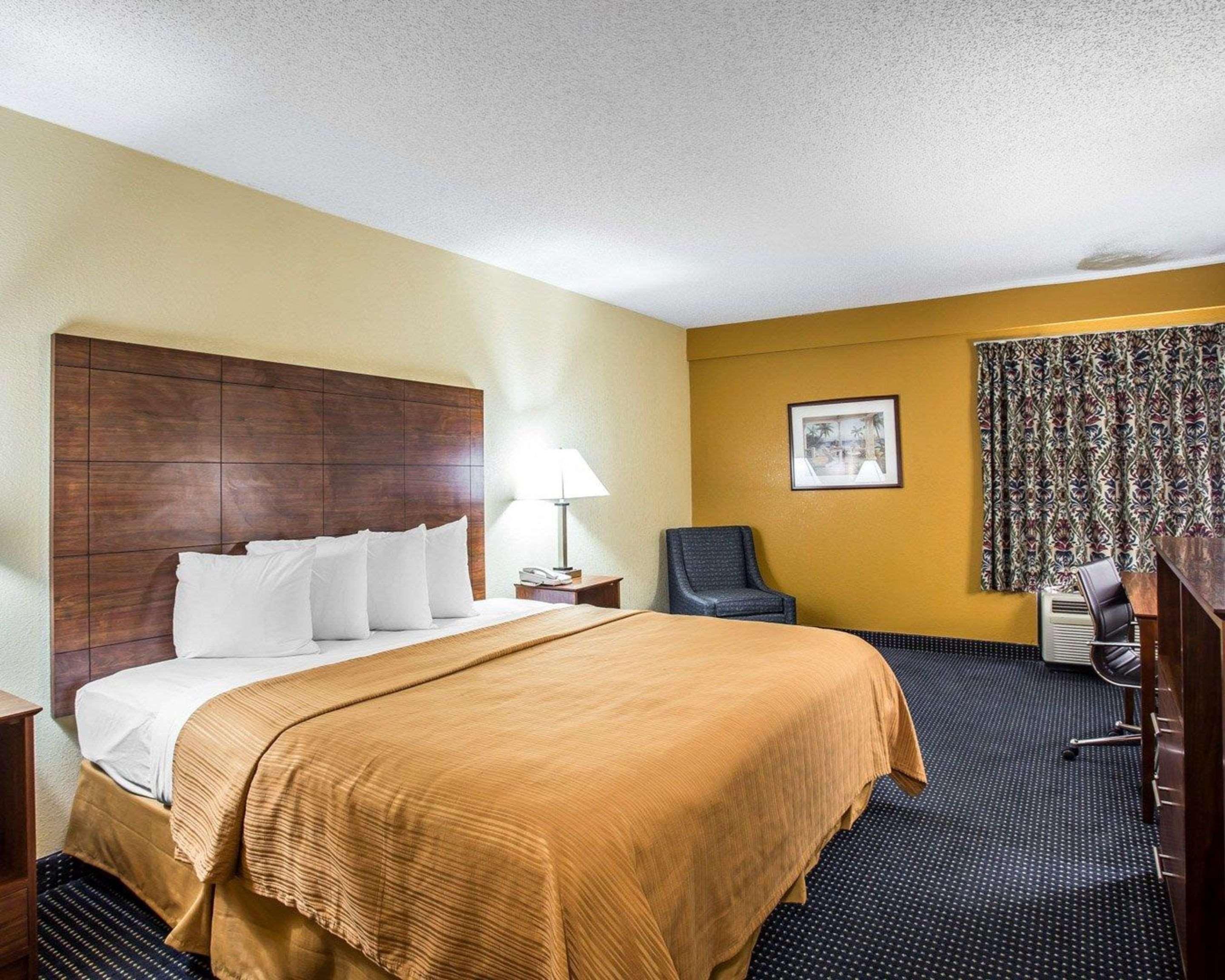 Marion Quality Inn Mullins מראה חיצוני תמונה