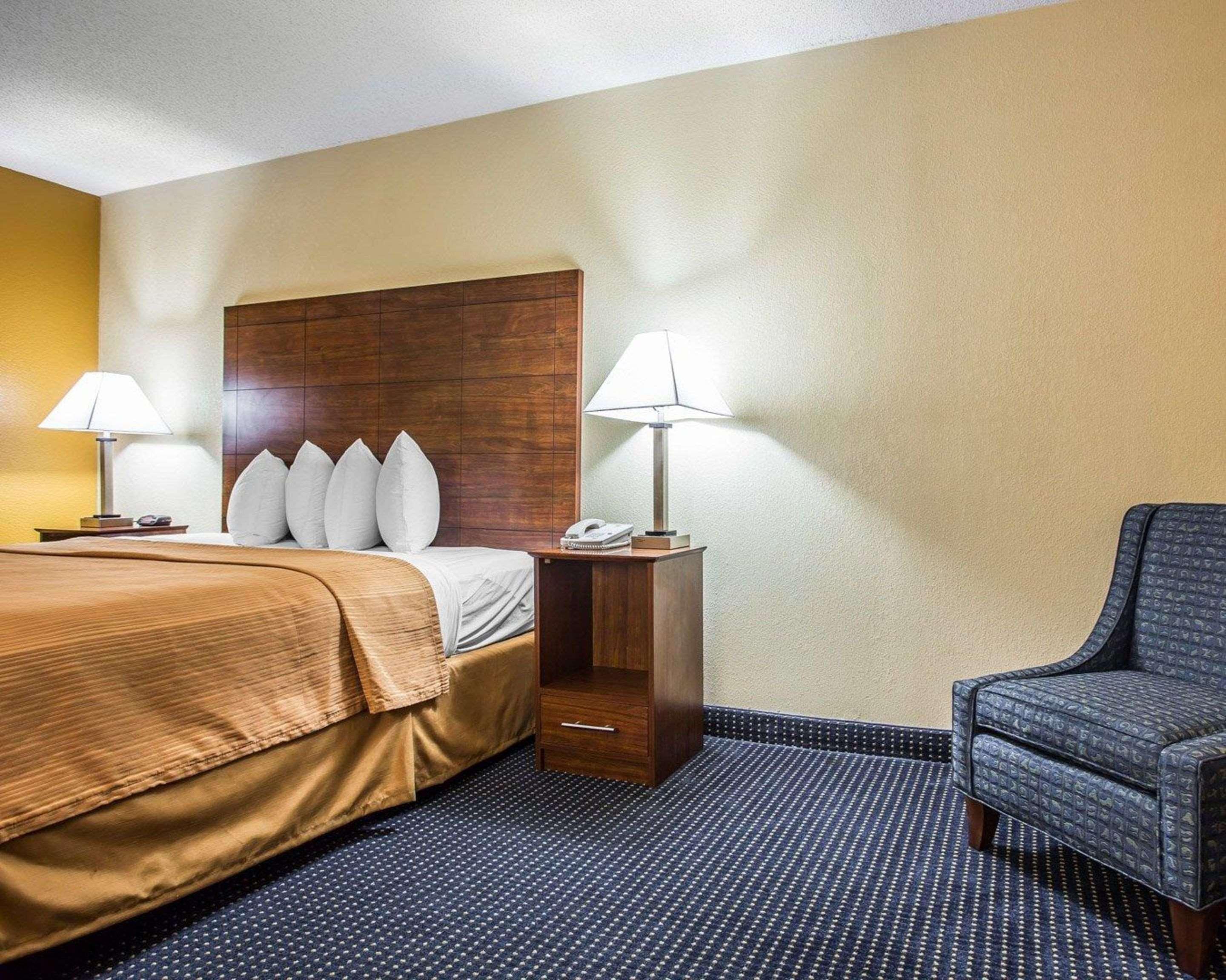 Marion Quality Inn Mullins מראה חיצוני תמונה