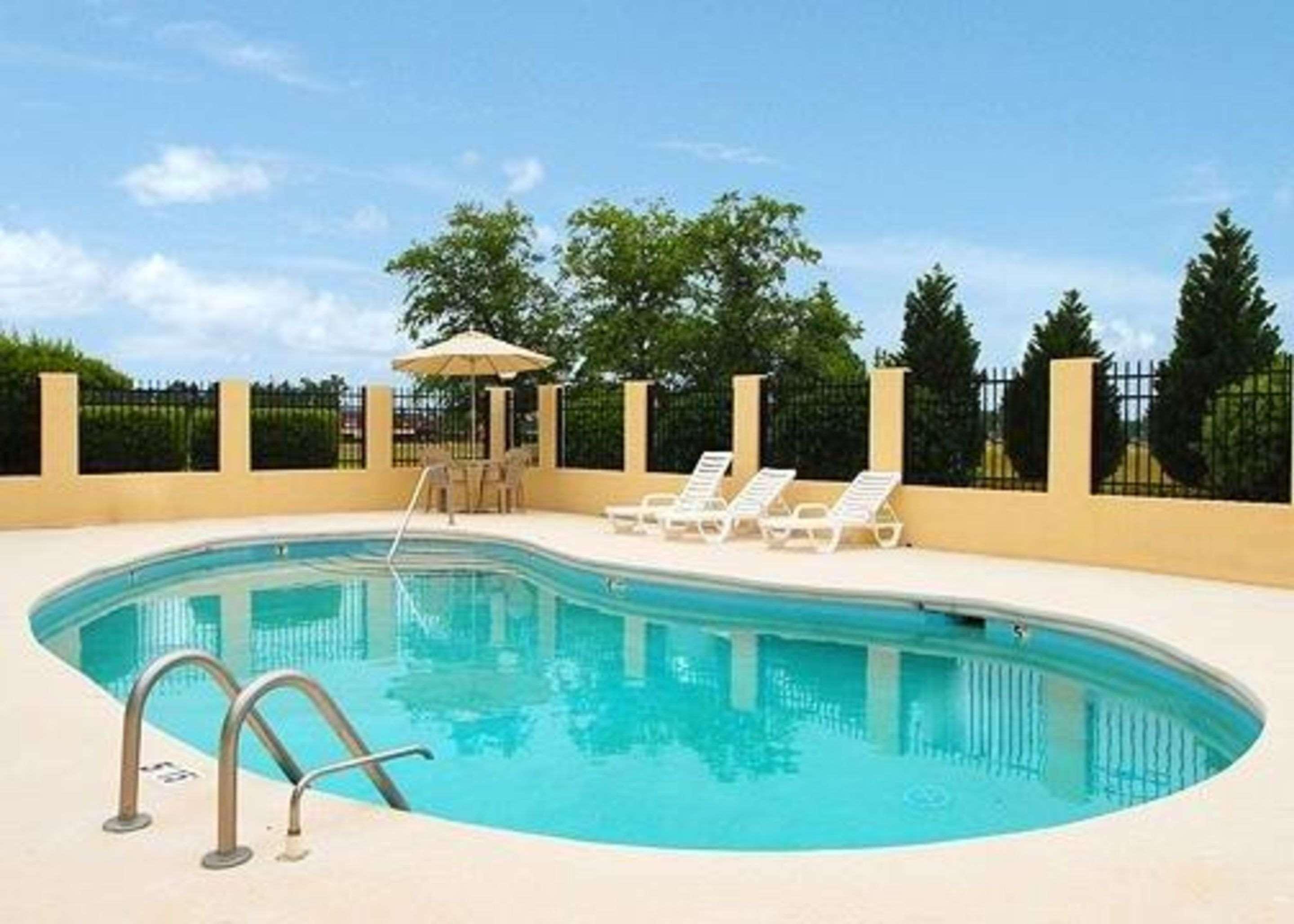 Marion Quality Inn Mullins מראה חיצוני תמונה
