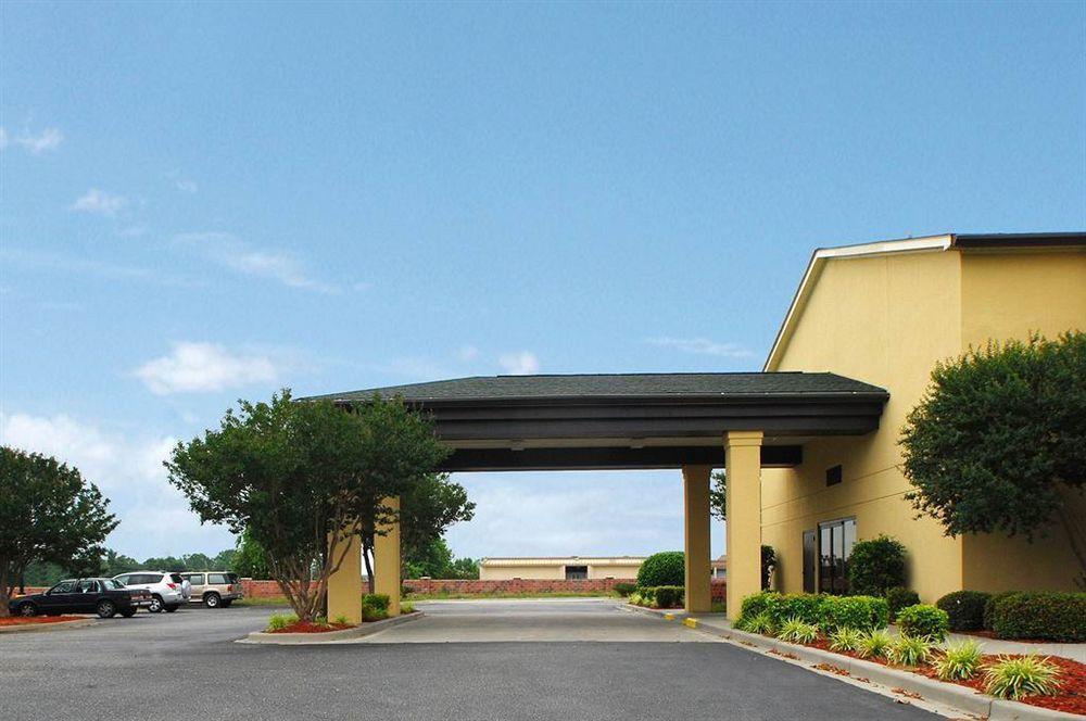 Marion Quality Inn Mullins מראה חיצוני תמונה