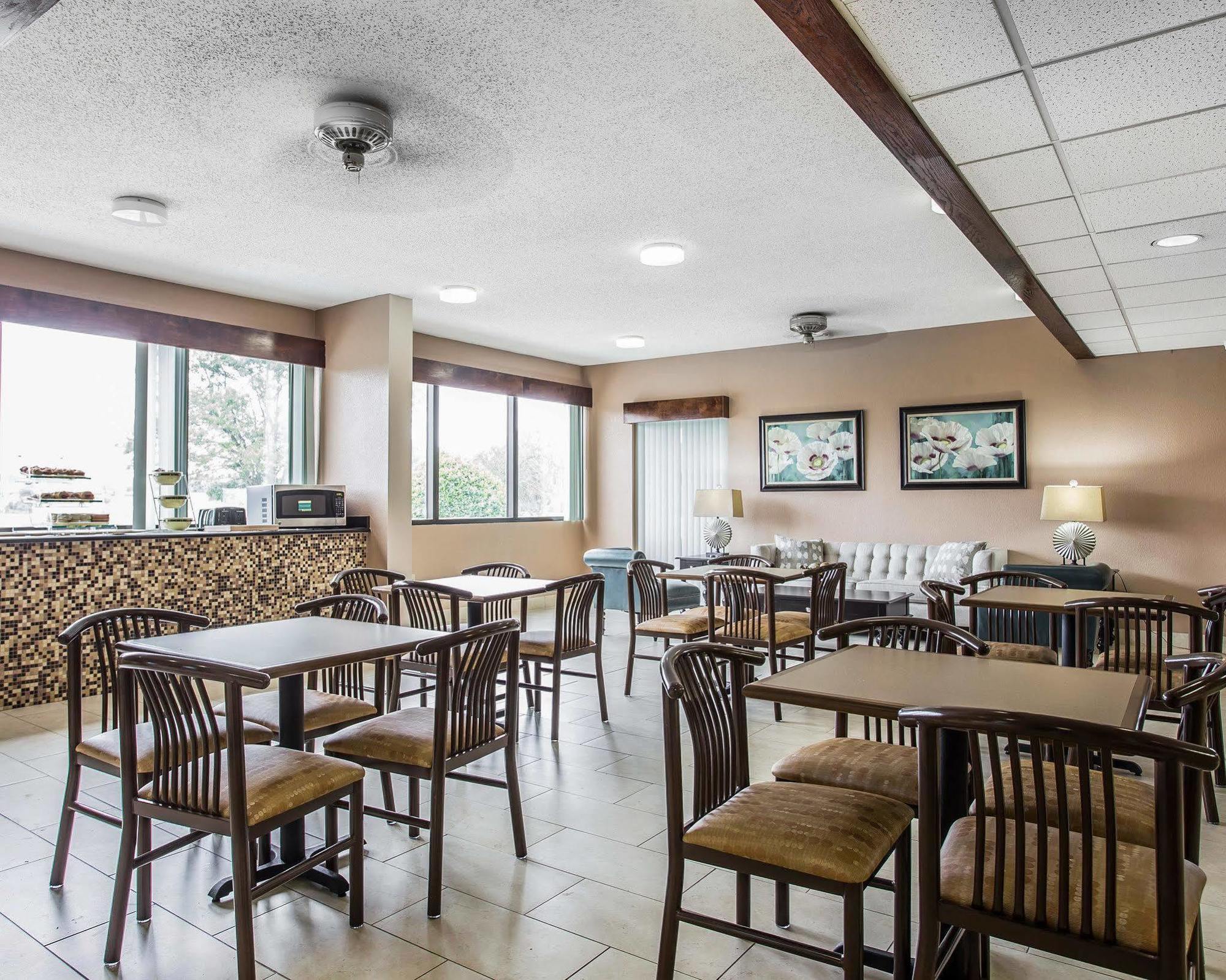Marion Quality Inn Mullins מראה חיצוני תמונה